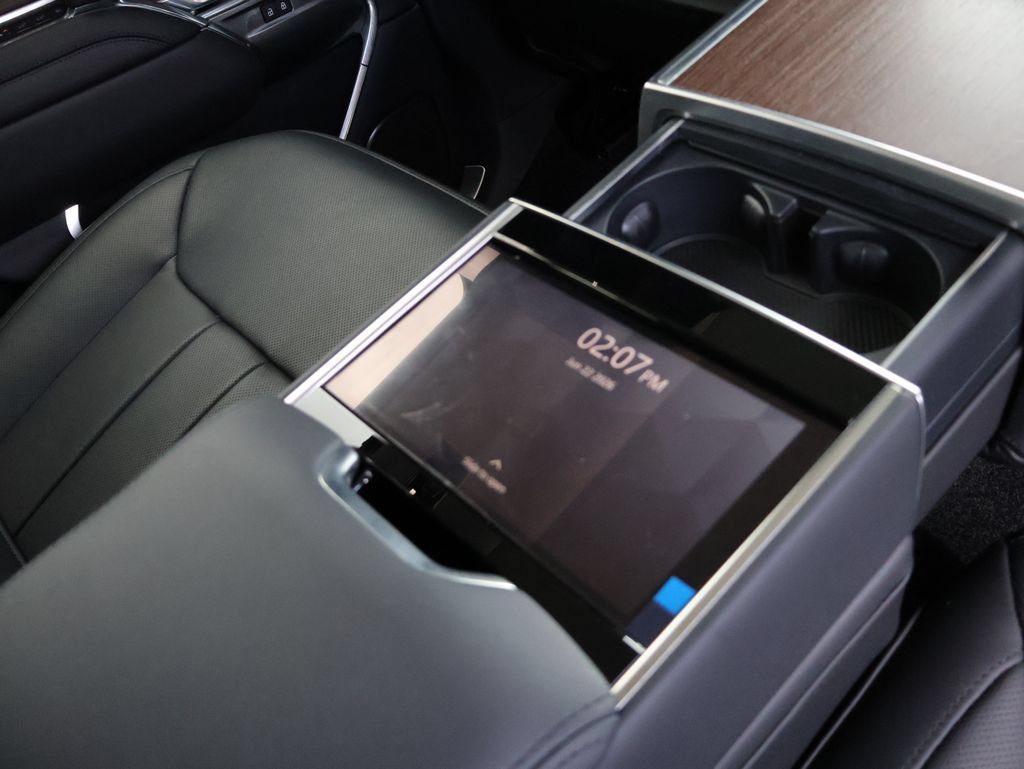 Certified 2025 Land Rover Range Rover Autobiography AWD/4WD image 16