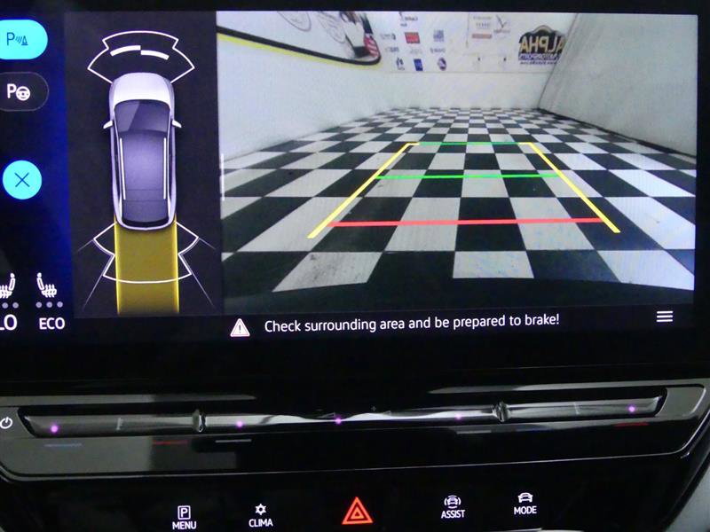 Used 2023 Volkswagen ID.4 Pro image 10