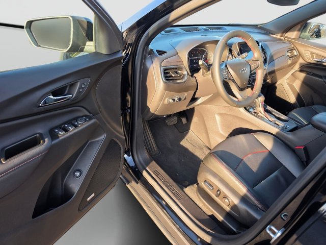 Used 2024 Chevrolet Equinox RS w/ RS Leather Package AWD/4WD image 22