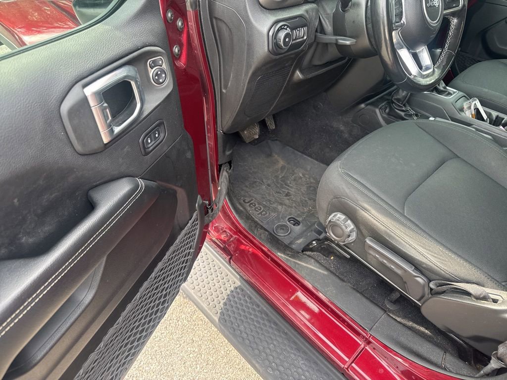 Used 2021 Jeep Wrangler Unlimited Sahara w/ Cold Weather Group image 14