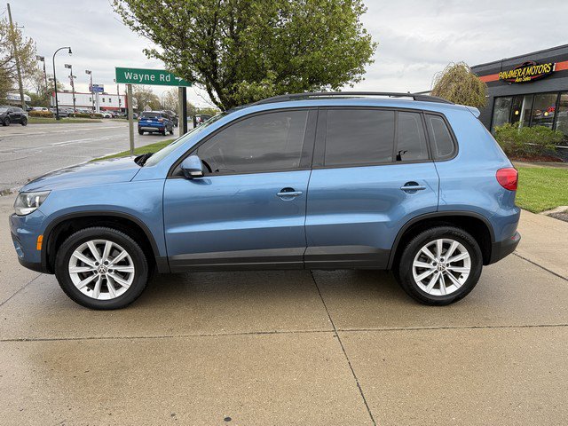 Used 2017 Volkswagen Tiguan Limited w/ Premium Package FWD image 8