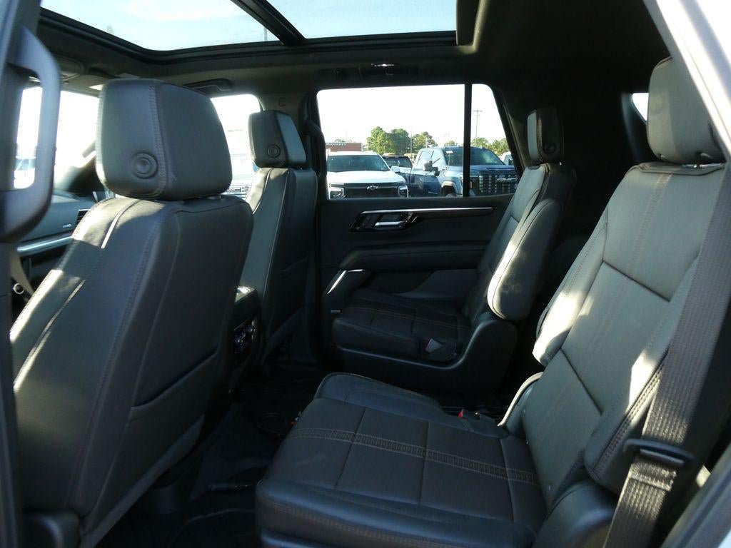 New 2026 Chevrolet Tahoe High Country AWD/4WD image 15