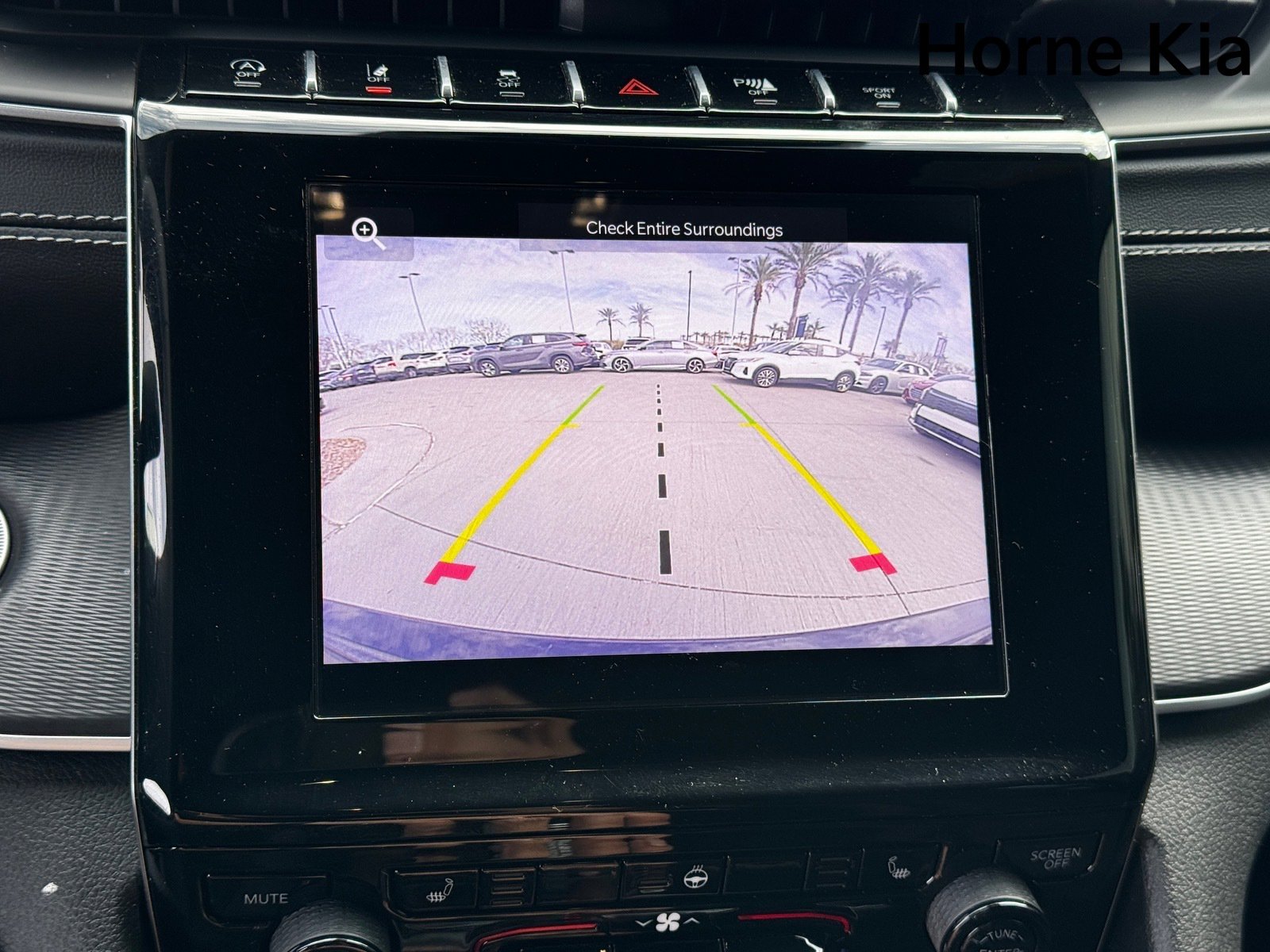 Used 2024 Jeep Grand Cherokee Altitude image 22