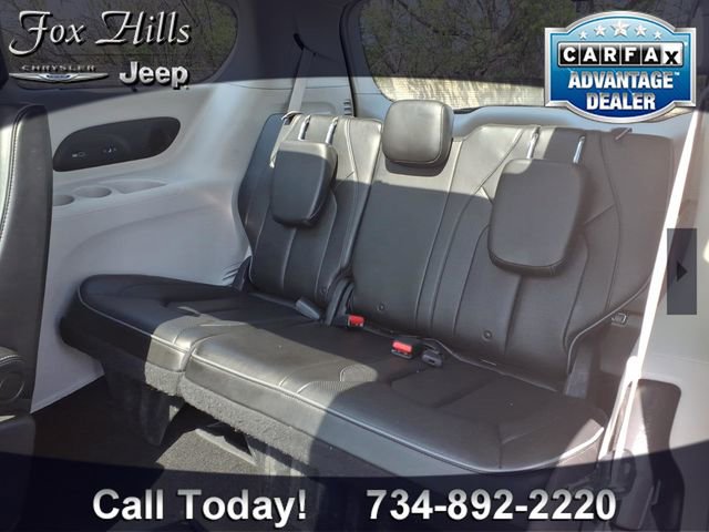 Used 2019 Chrysler Pacifica Limited FWD image 11