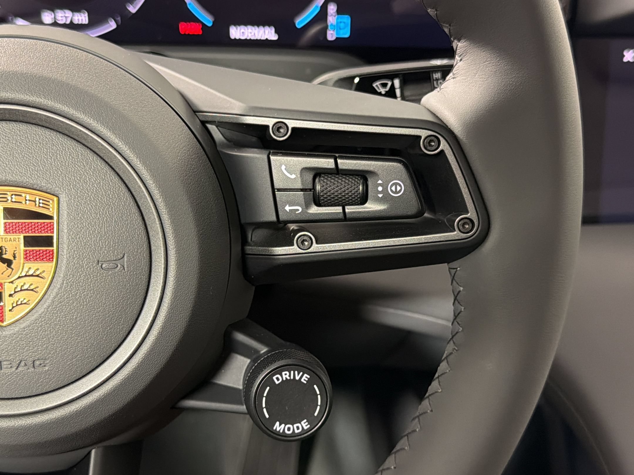 New 2026 Porsche Taycan AWD/4WD image 23