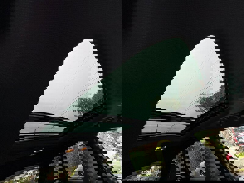 Used 2015 Volvo XC60 T6 R-Design Platinum image 14