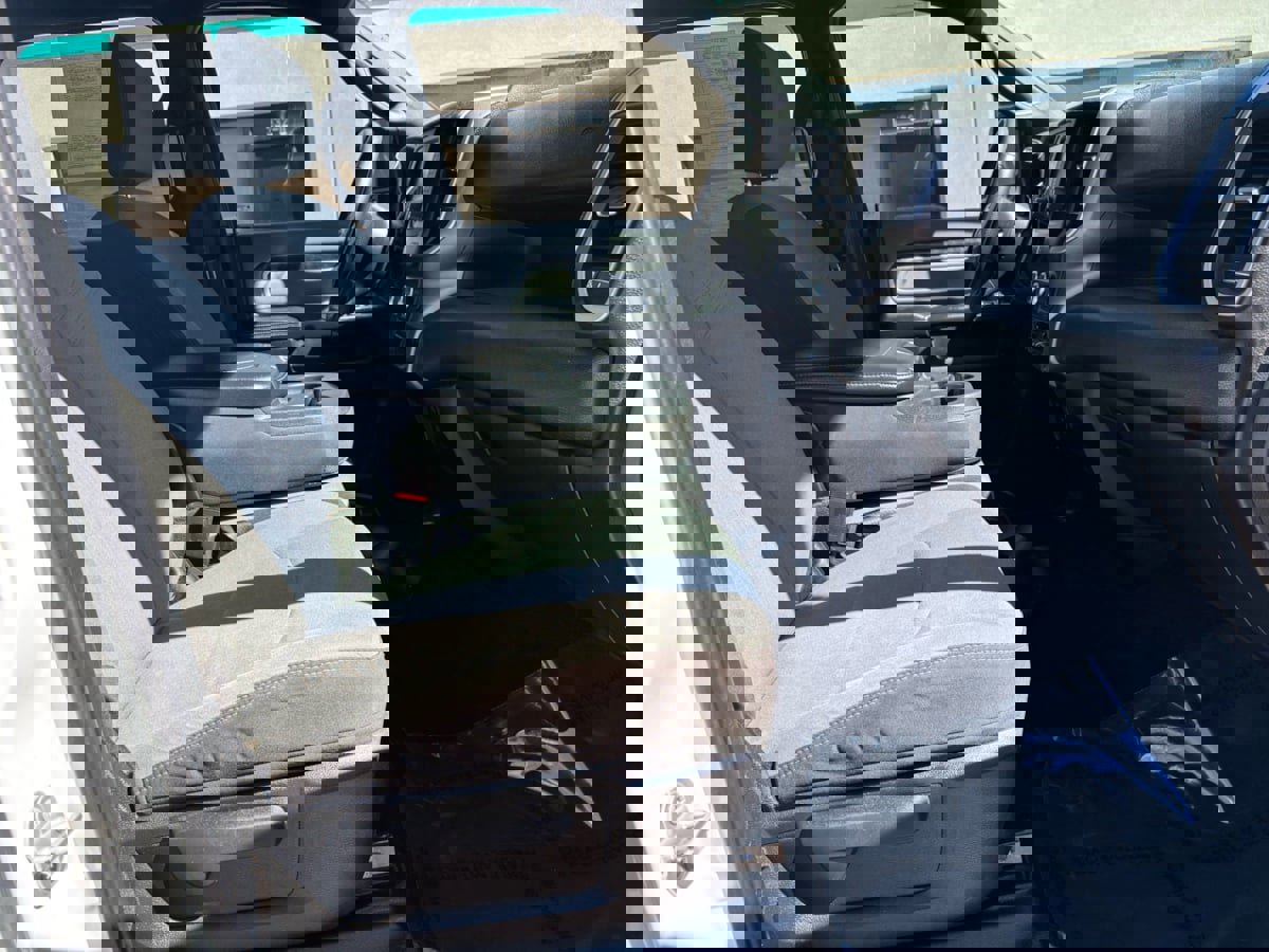 Used 2023 RAM 2500 Big Horn image 13