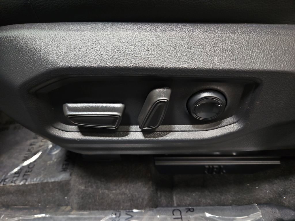 New 2026 Toyota Tundra Limited image 13