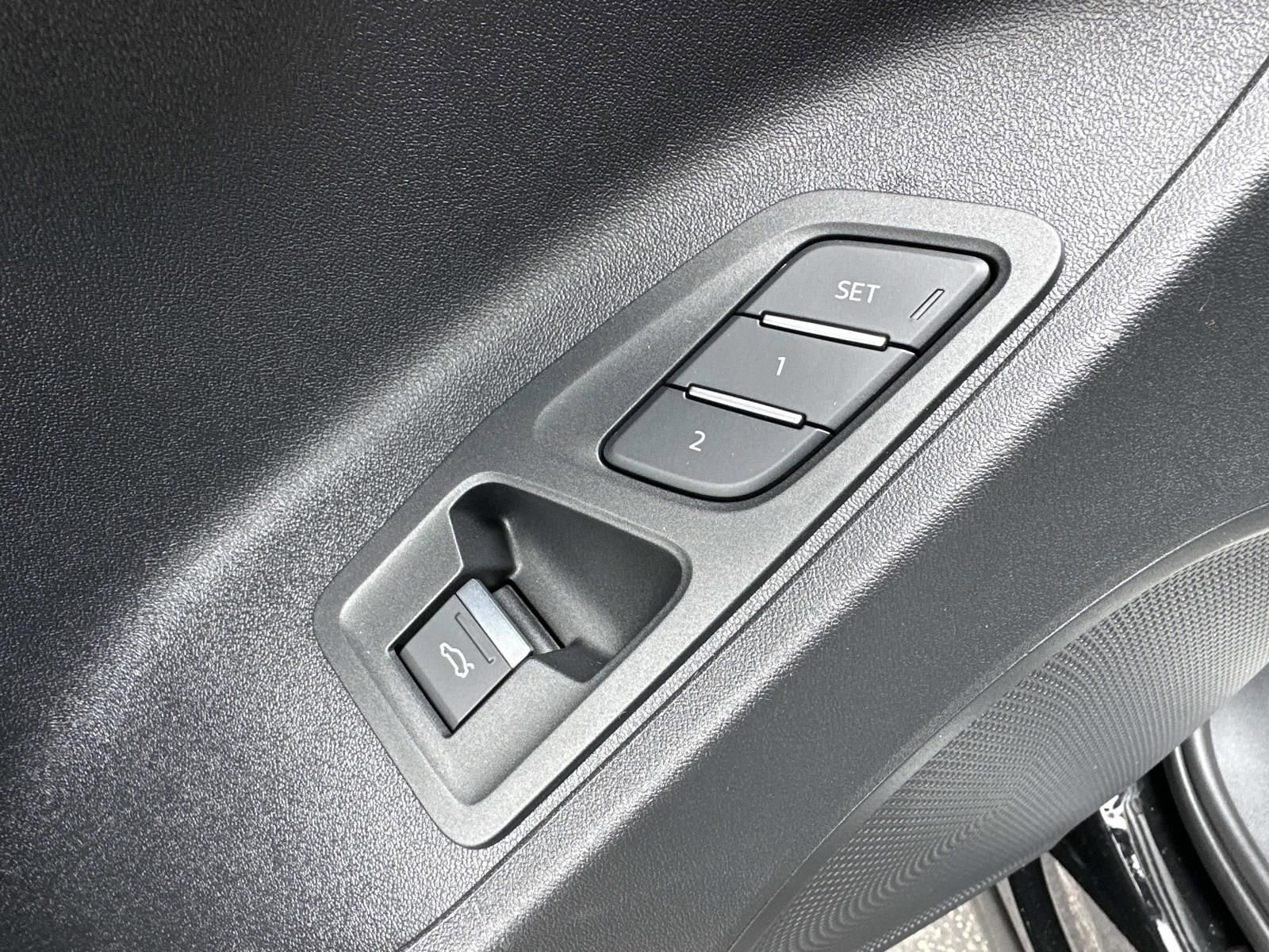 New 2026 Audi Q3 quattro 2.0T image 12