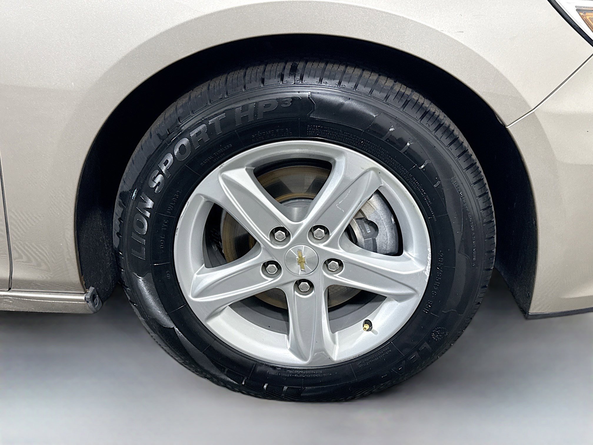 Used 2022 Chevrolet Malibu LT image 32