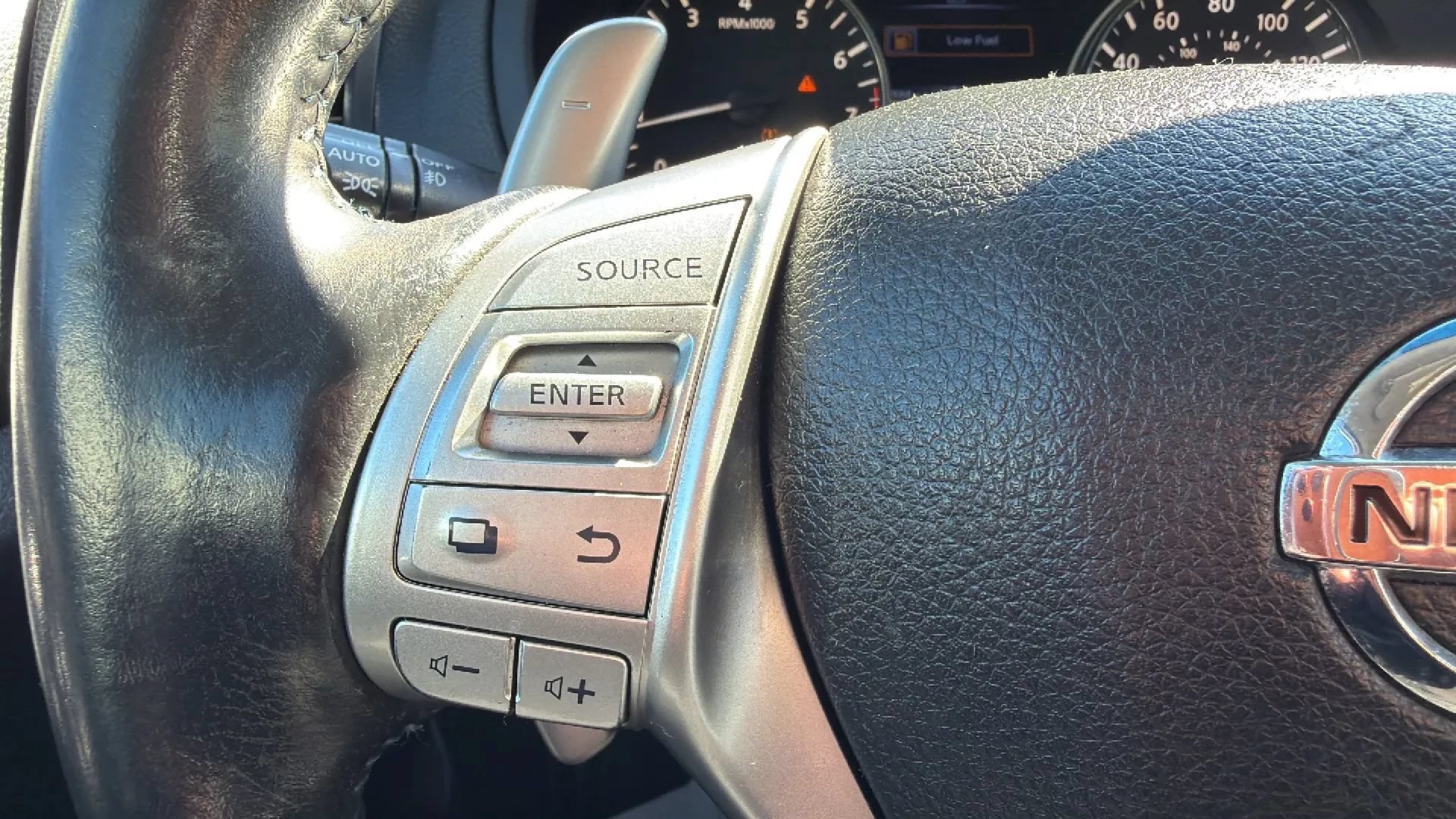Used 2018 Nissan Altima 2.5 SR FWD image 12