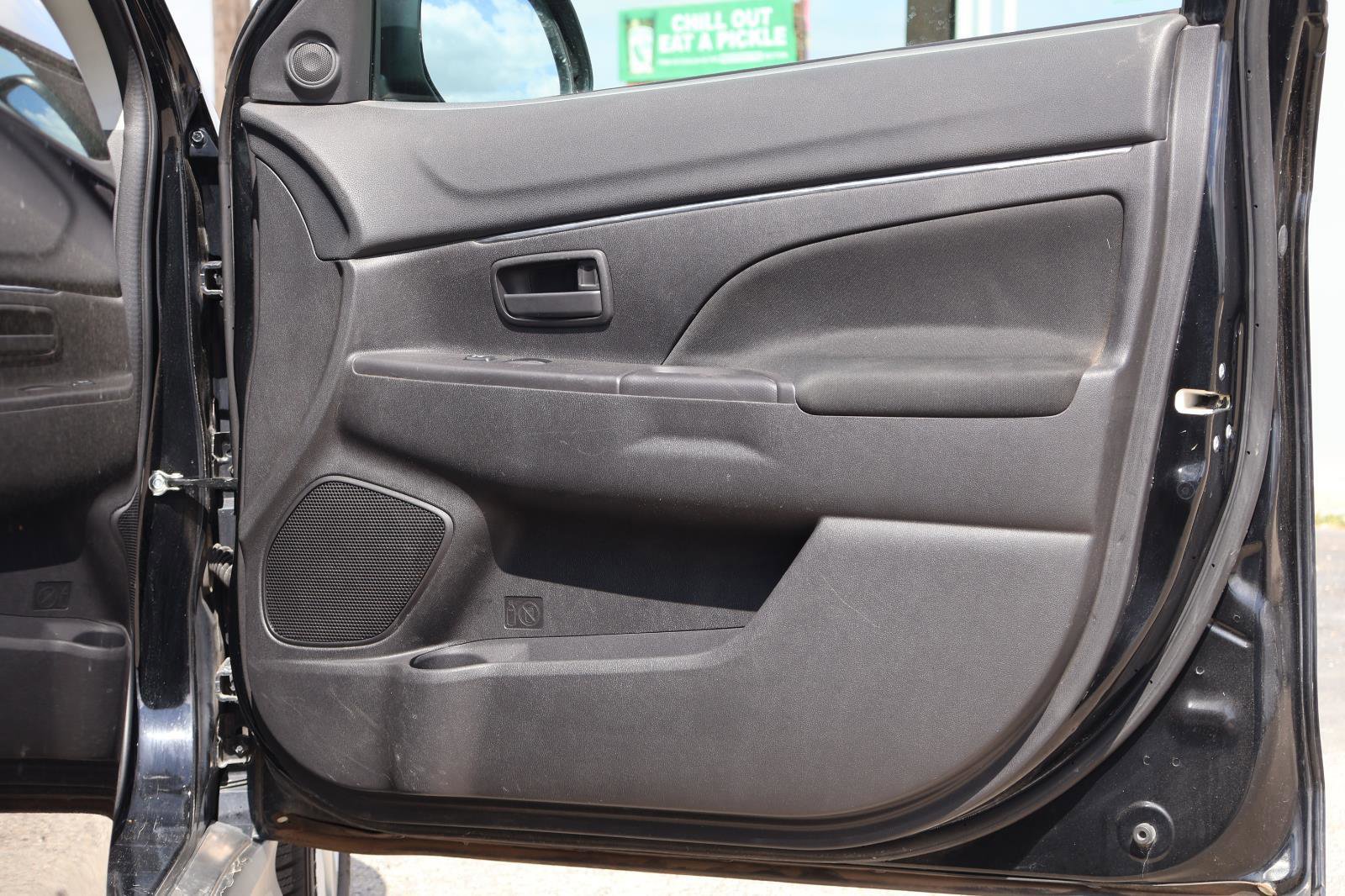 Used 2015 Mitsubishi Outlander Sport ES image 31