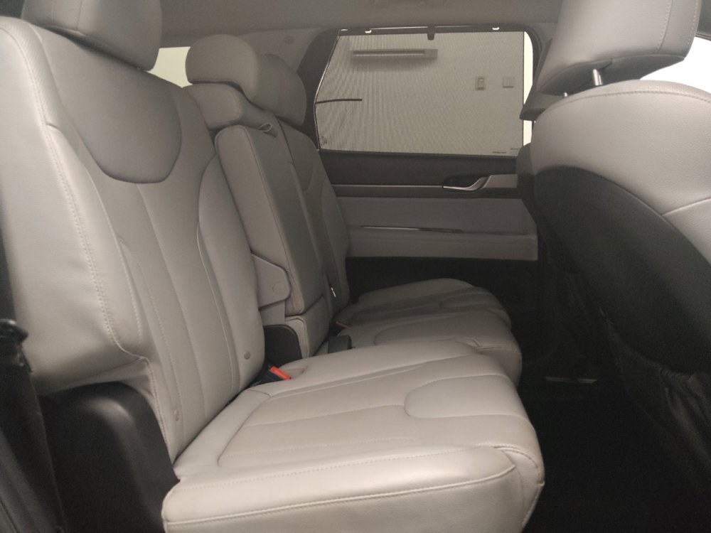 Used 2022 Hyundai Palisade SEL w/ 8P Bench Seat Package FWD image 19