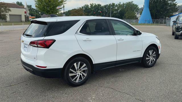 Used 2024 Chevrolet Equinox LT FWD image 8