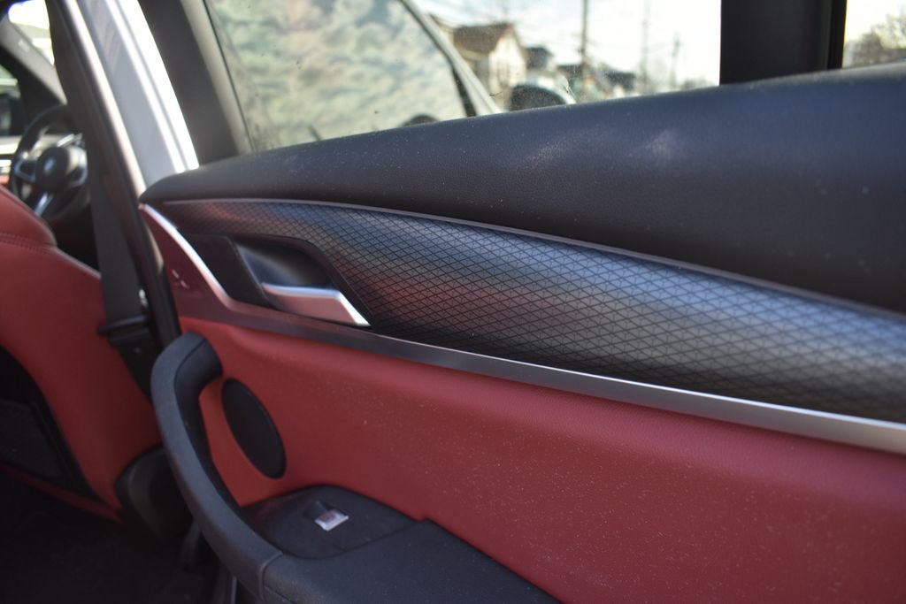 Used 2024 BMW X3 sDrive30i w/ Premium Package RWD image 26