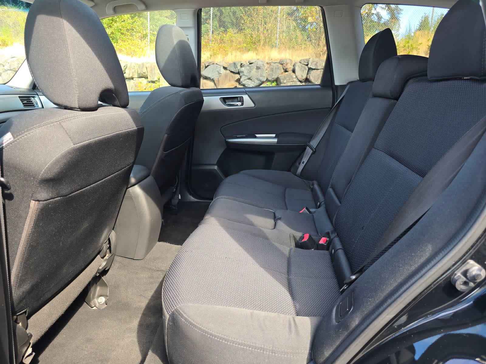 Used 2012 Subaru Forester 2.5X Premium AWD/4WD image 23