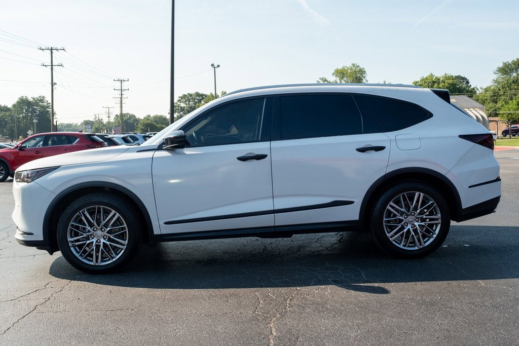 Used 2023 Acura MDX SH-AWD w/ Advance Package image 4