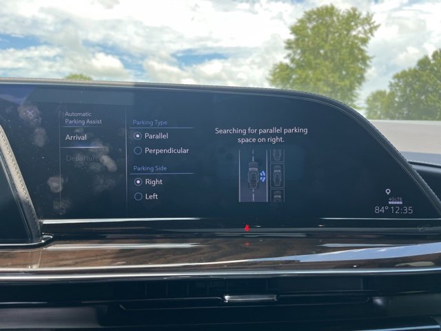 Used 2024 Cadillac Escalade Sport Platinum w/ Heavy-Duty Trailer Package image 33