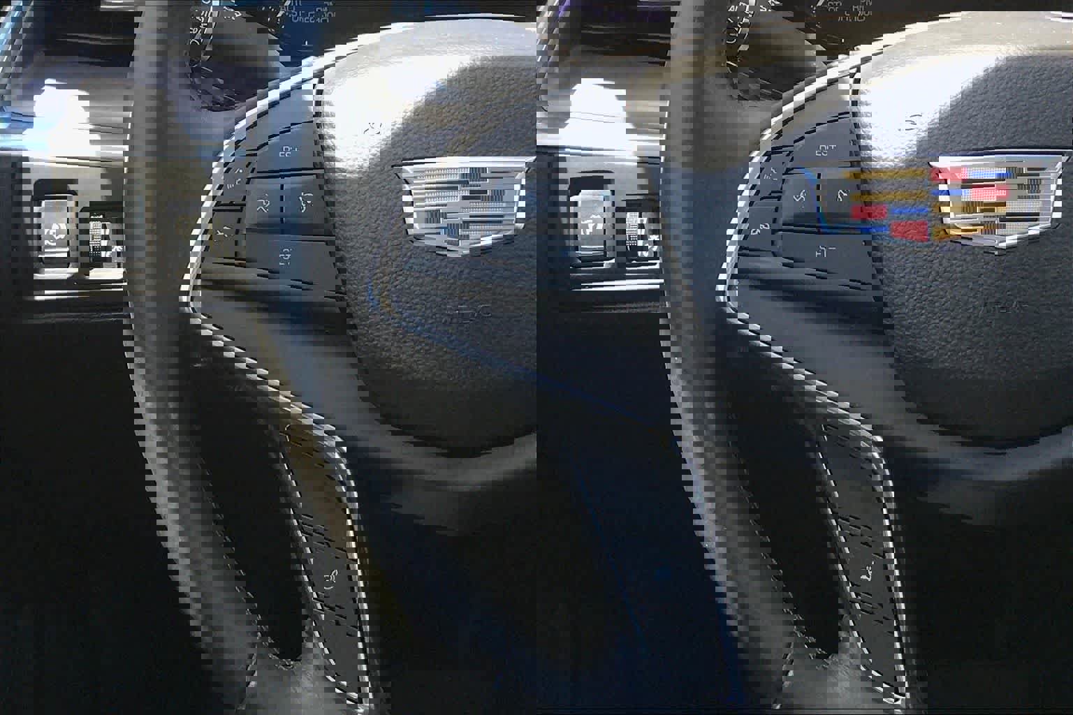 Used 2017 Cadillac XT5 Luxury image 21