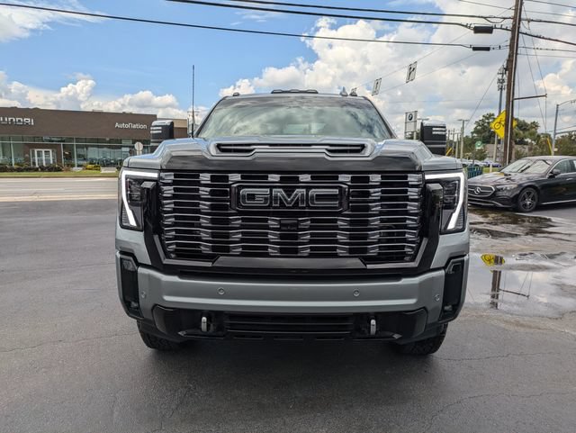 Used 2025 GMC Sierra 3500 Denali Ultimate AWD/4WD image 10