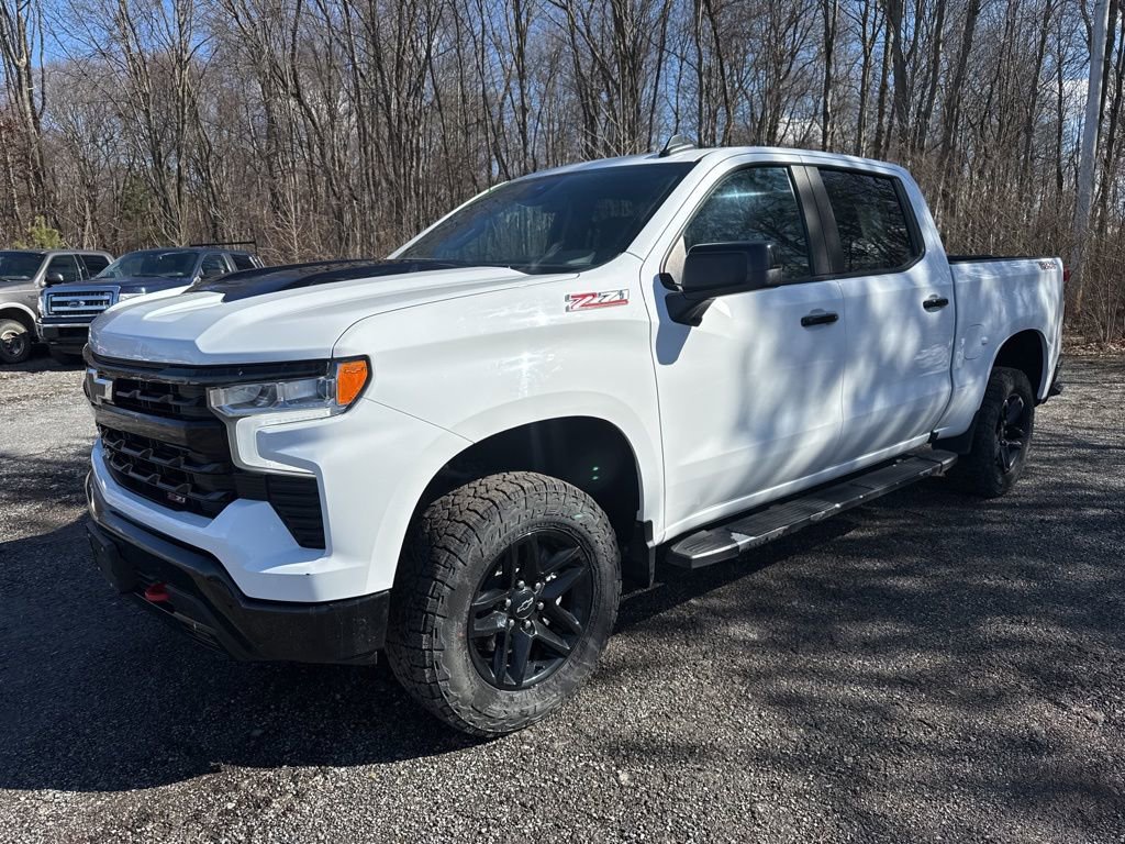 Used 2023 Chevrolet Silverado 1500 LT Trail Boss w/ Protection Package image 4