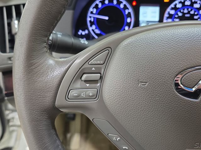 Used 2012 INFINITI G37 x w/ Premium Pkg image 17