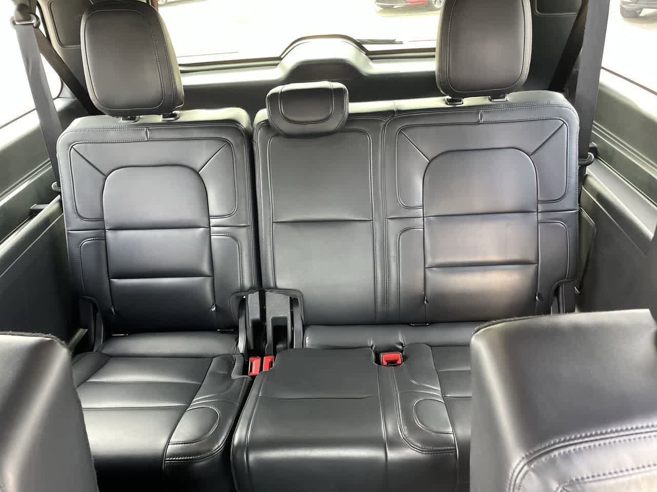 Used 2024 Lincoln Navigator L Reserve image 19