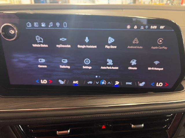 New 2026 Chevrolet Suburban Z71 w/ Comfort Package AWD/4WD image 18