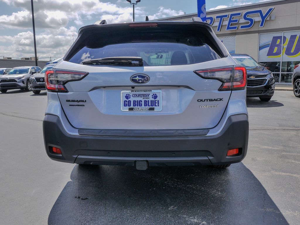 Used 2024 Subaru Outback Onyx Edition AWD/4WD image 6