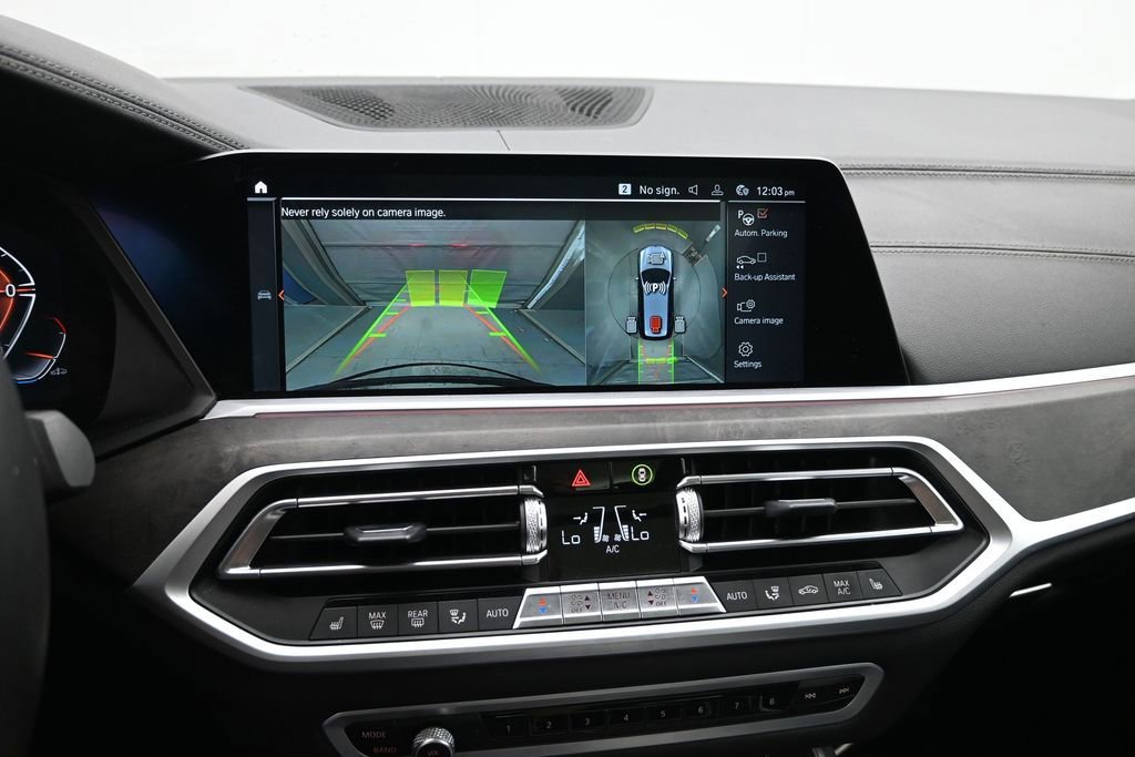 Used 2022 BMW X7 xDrive40i w/ Premium Package AWD/4WD image 14