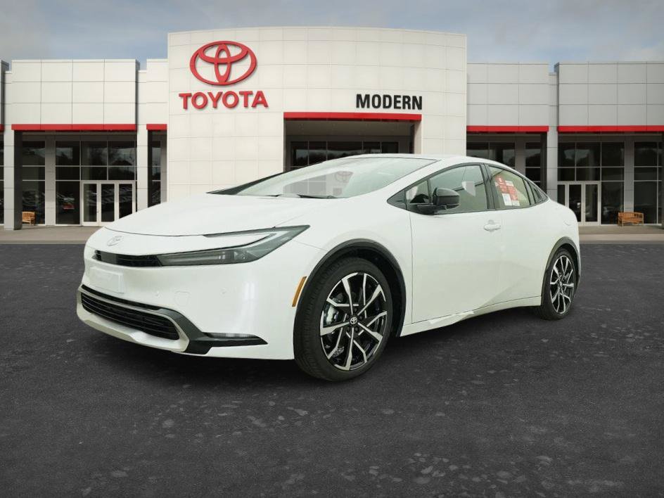 New 2027 Toyota Prius Plug-In Hybrid FWD image 6