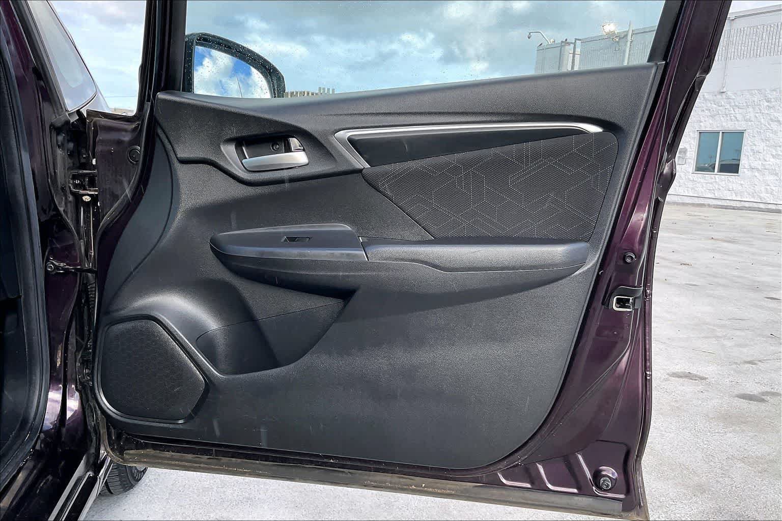 Used 2017 Honda Fit EX image 28
