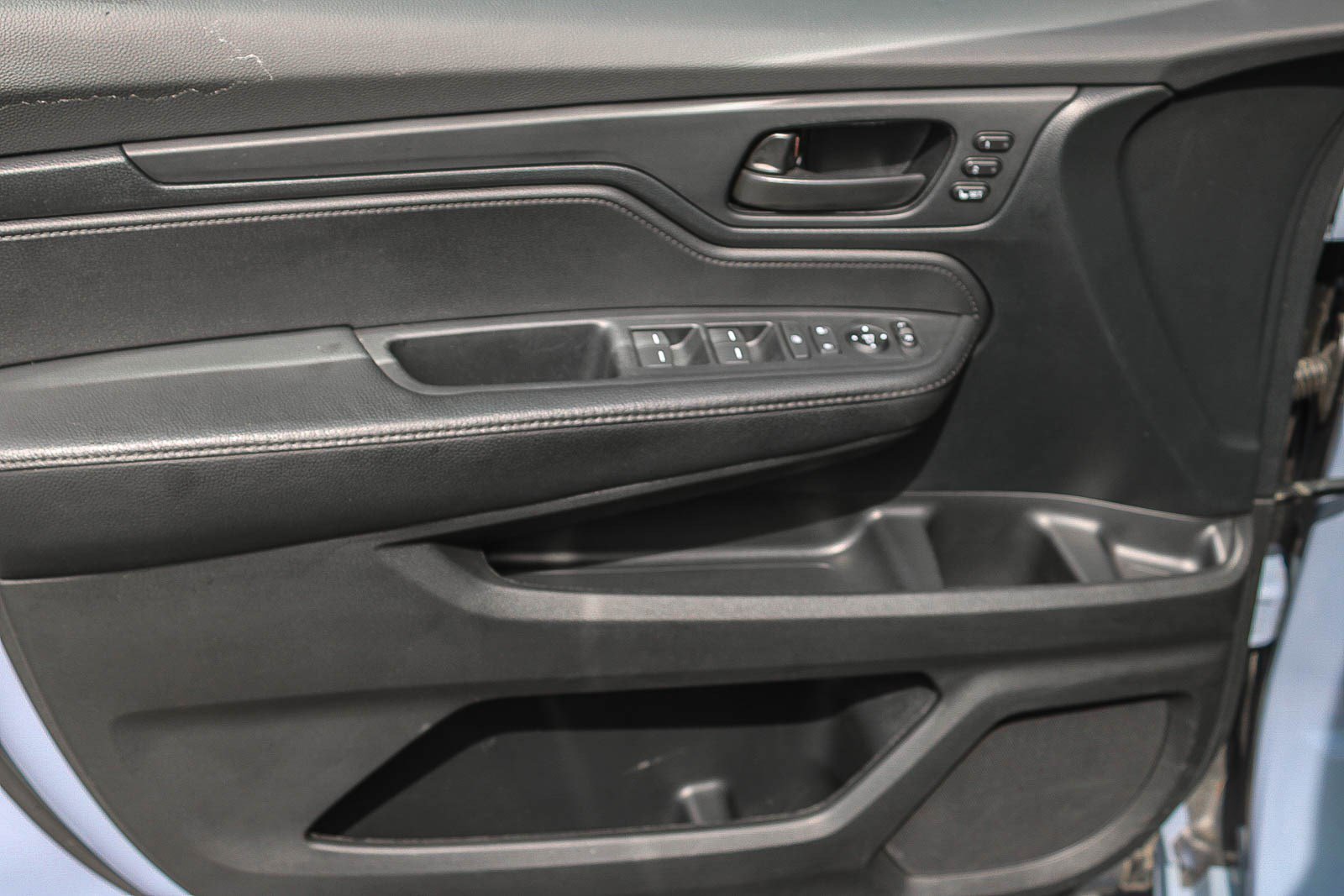 Certified 2023 Honda Odyssey Sport image 21