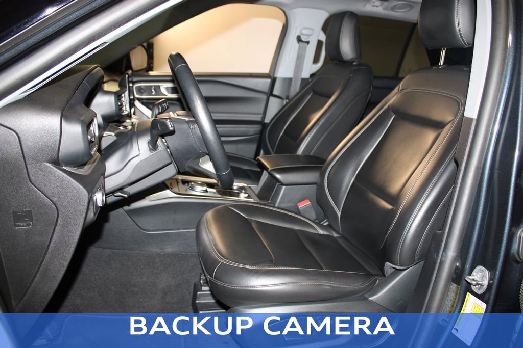 Certified 2022 Ford Explorer XLT w/ Equipment Group 202A image 6