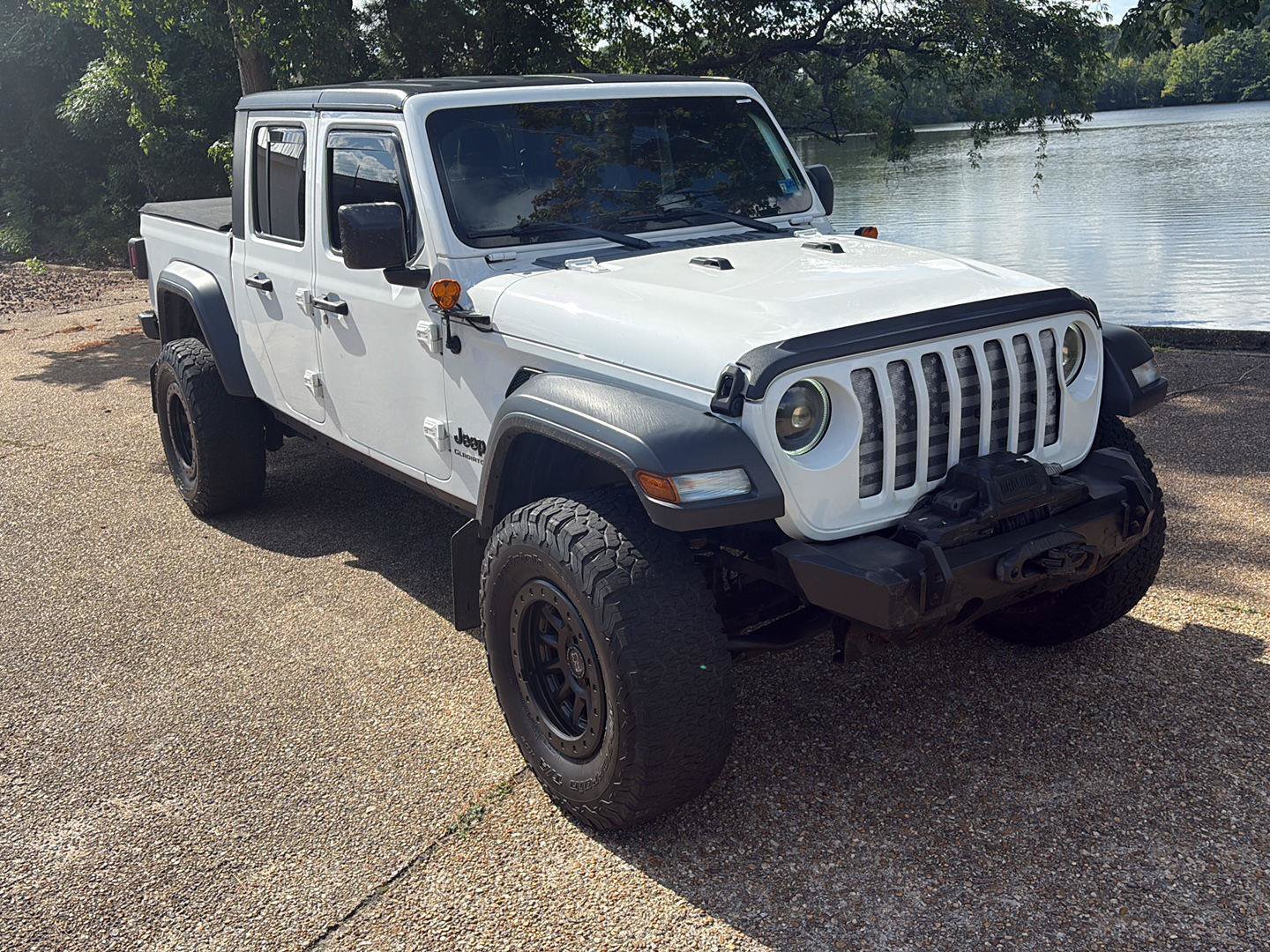 Used 2020 Jeep Gladiator Sport w/ Quick Order Package 24S AWD/4WD image 2