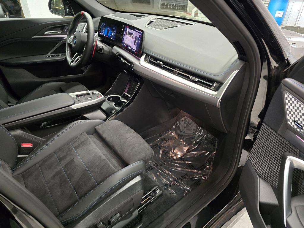 Used 2025 BMW X1 M35i image 31