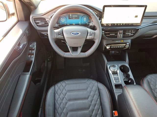 Certified 2023 Ford Escape ST-Line Elite w/ Premium Technology Package image 11