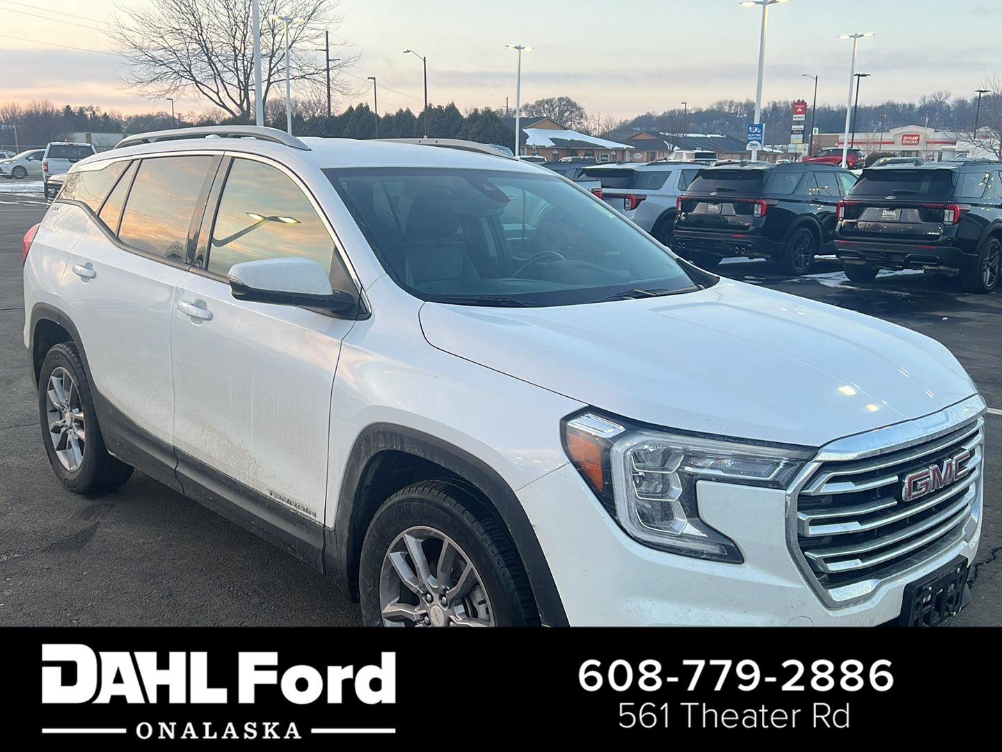 Used 2023 GMC Terrain SLT