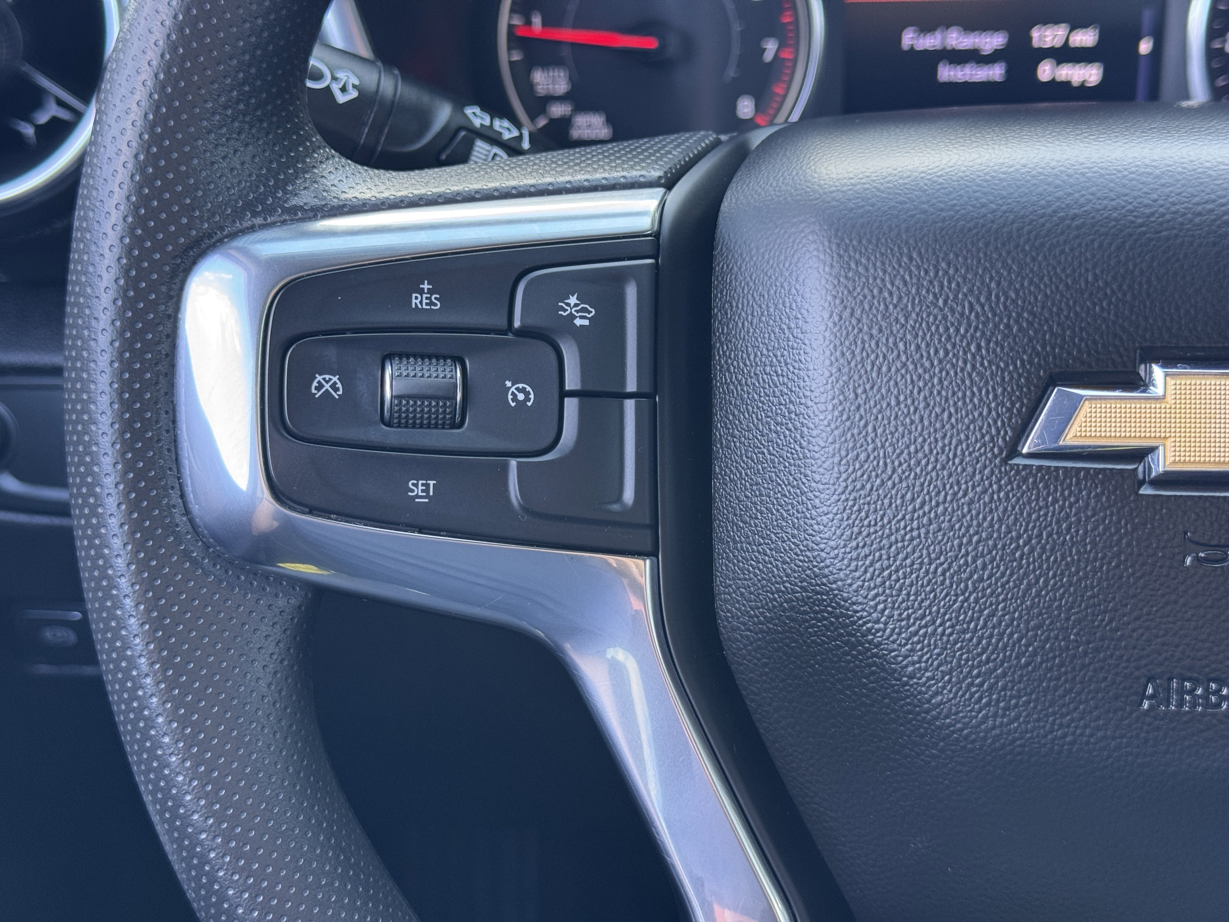 Used 2023 Chevrolet Blazer LT image 32