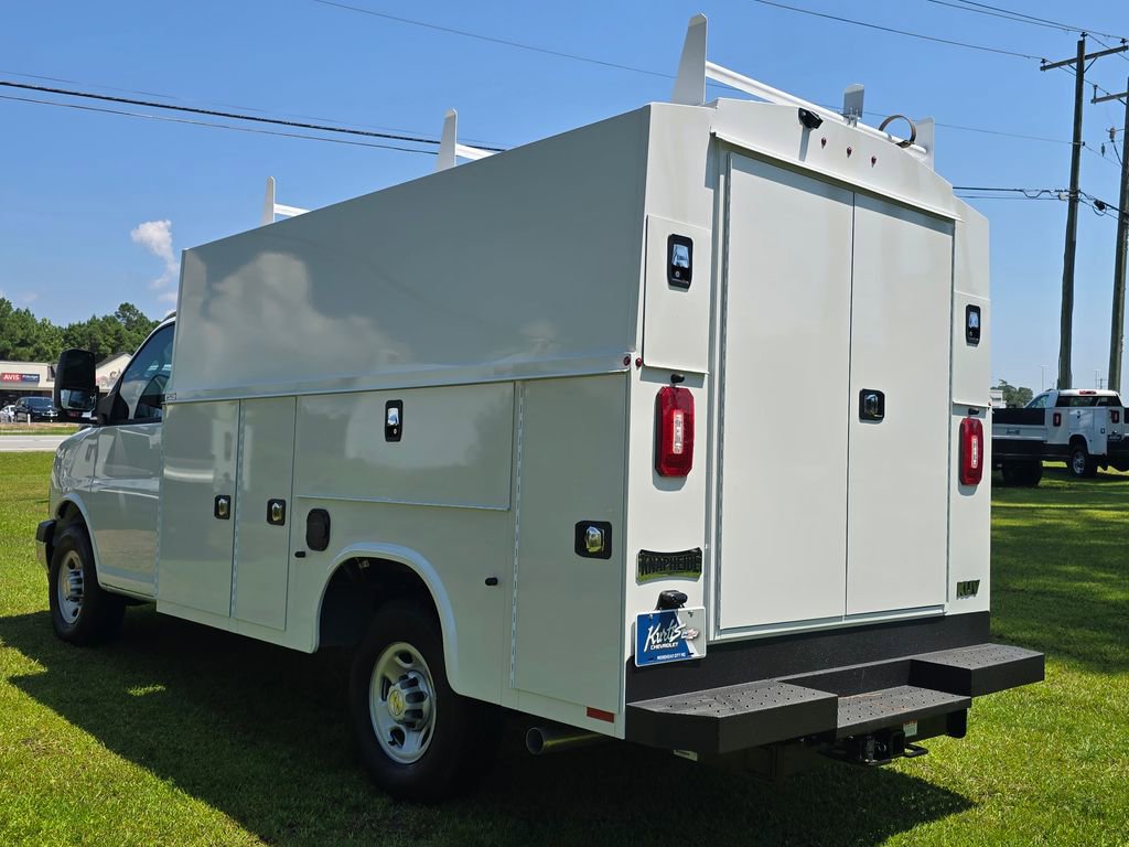 New 2025 Chevrolet Express 3500 w/ Power Convenience Package RWD image 5