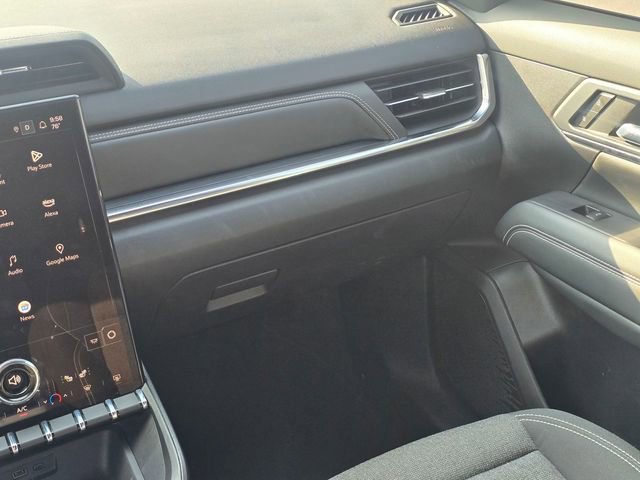 Used 2025 GMC Terrain Elevation image 18