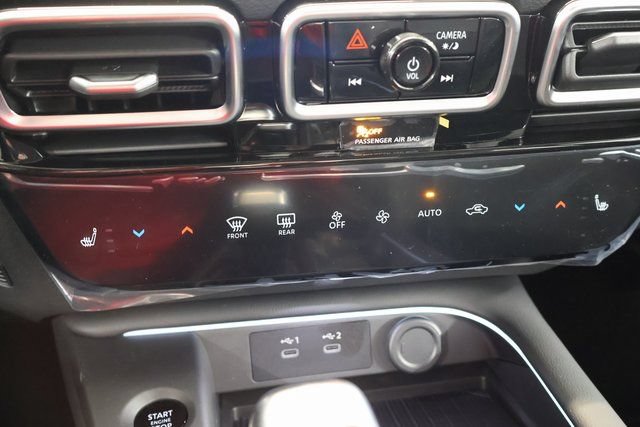 New 2026 Nissan Sentra SR w/ SR Premium Package FWD image 21