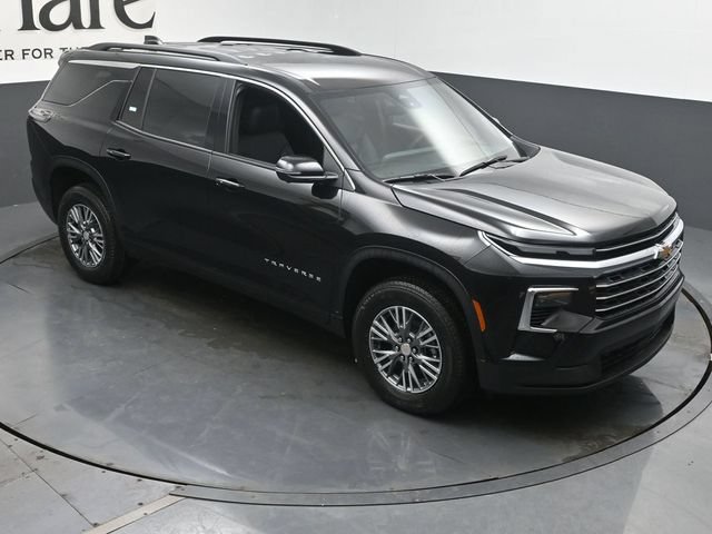 New 2027 Chevrolet Traverse LT w/ Driver Confidence Package FWD image 27