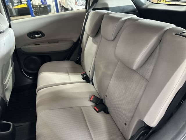 Used 2017 Honda HR-V LX image 31