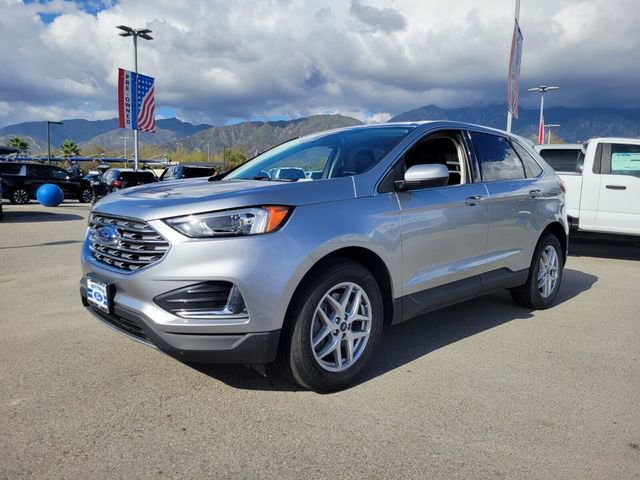 Used 2022 Ford Edge SEL image 2