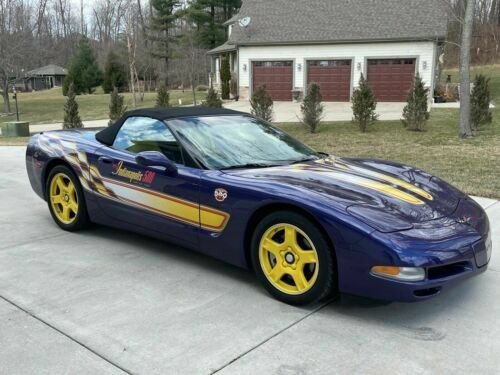 Used 1998 Chevrolet Corvette Convertible w/ Memory Pkg RWD image 34