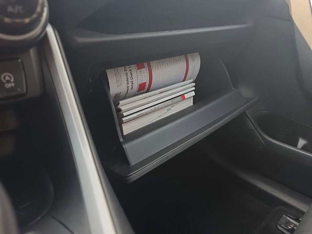 Used 2024 Toyota RAV4 XLE image 31