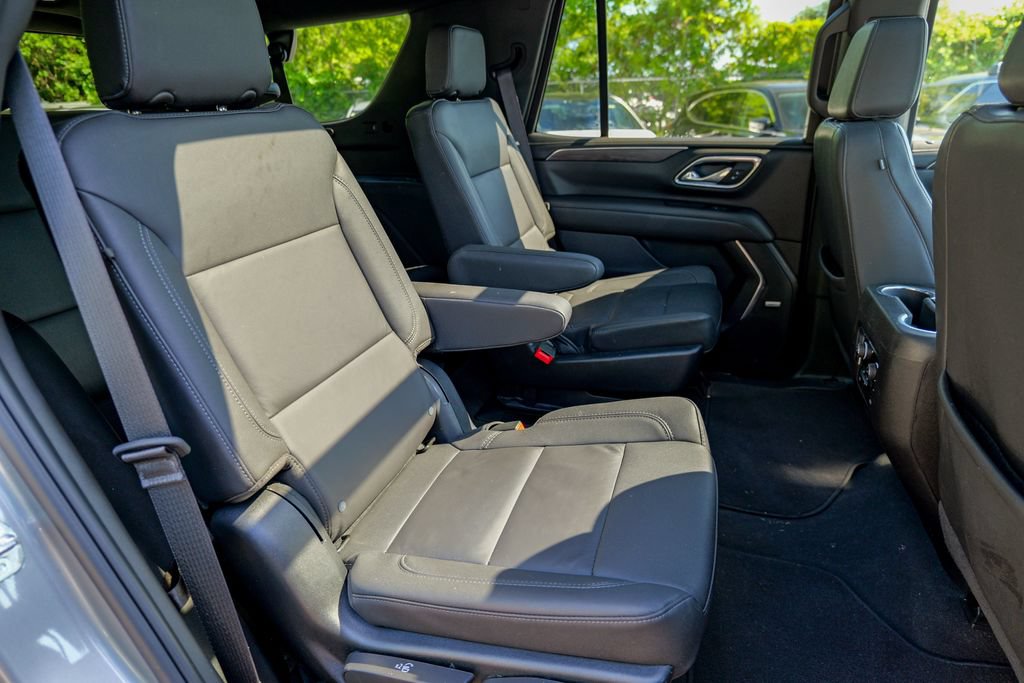 Used 2023 Chevrolet Tahoe LT w/ Luxury Package AWD/4WD image 33