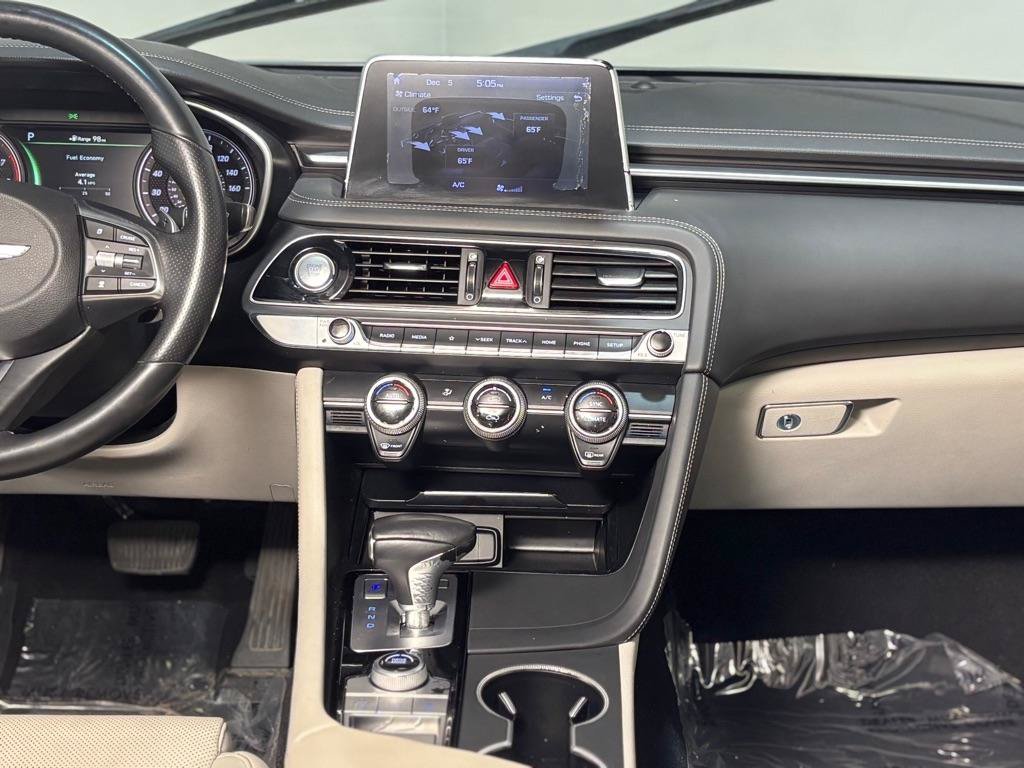 Used 2019 Genesis G70 2.0T Advanced RWD image 16