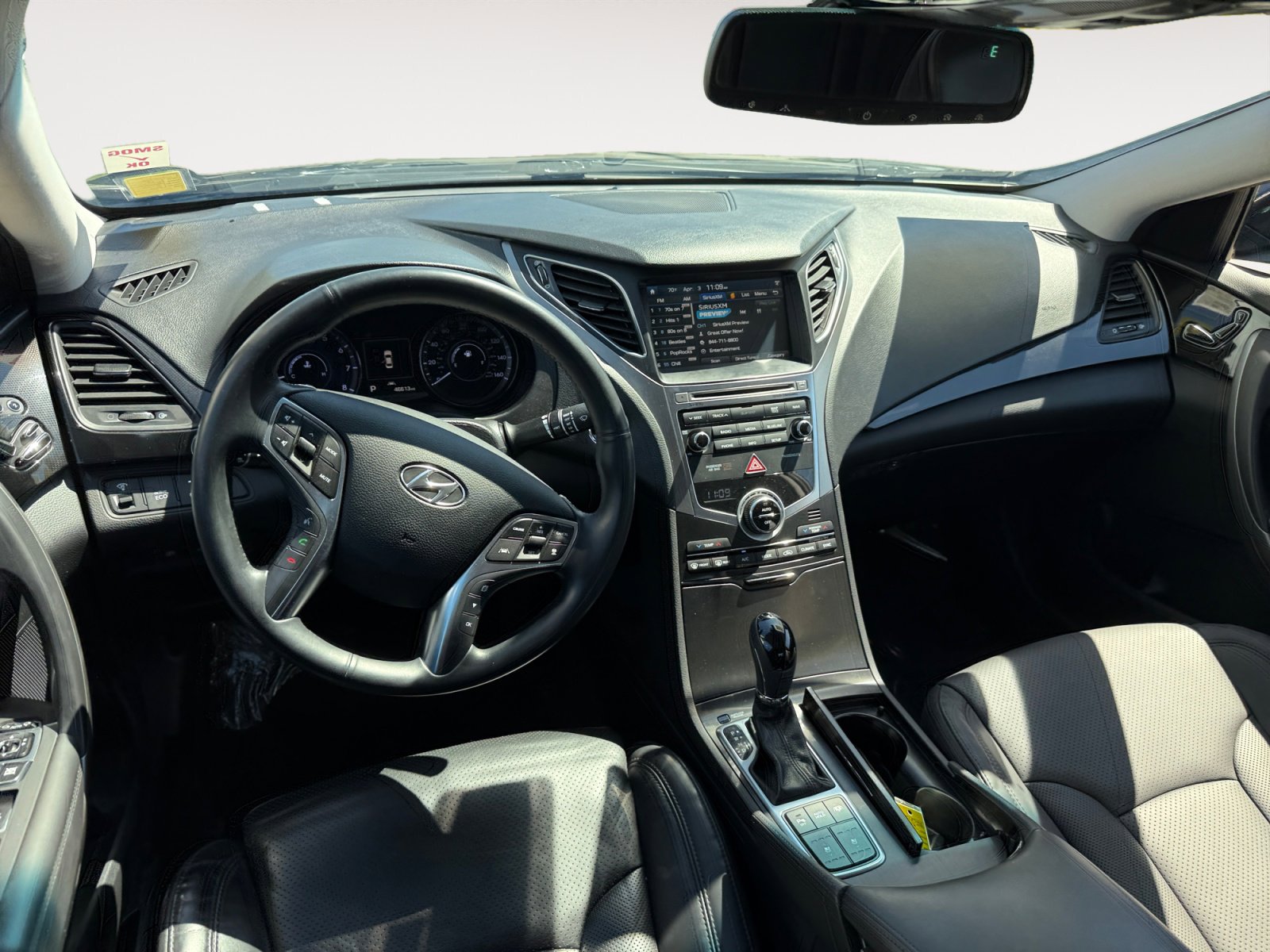 Used 2017 Hyundai Azera Limited image 15